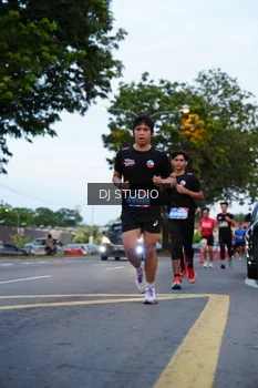 Runner Photo 4195283