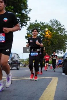 Runner Photo 4195290