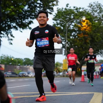 Runner Photo 4195302