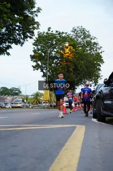 Runner Photo 4195323