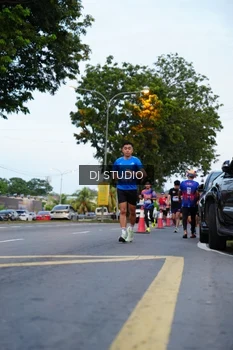 Runner Photo 4195325