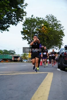 Runner Photo 4195361