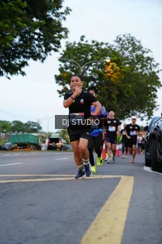 Runner Photo 4195363