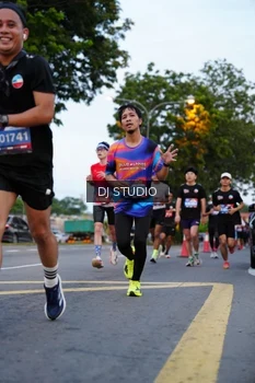 Runner Photo 4195372