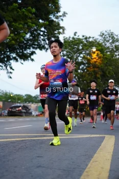 Runner Photo 4195375