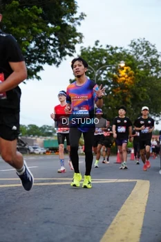 Runner Photo 4195378