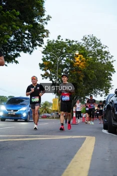 Runner Photo 4195434
