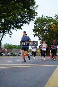 Runner Photo 4195458