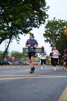 Runner Photo 4195461