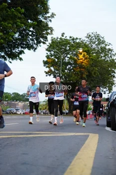 Runner Photo 4195462