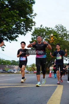 Runner Photo 4195481