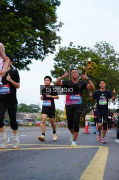 Runner Photo 4195482