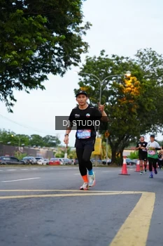 Runner Photo 4195529