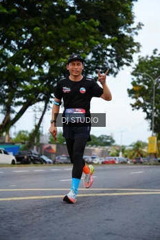 Runner Photo 4195538