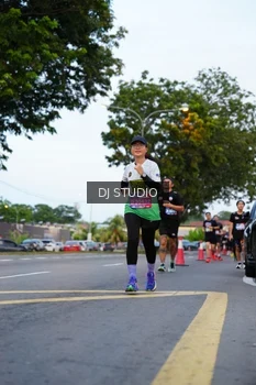 Runner Photo 4195551