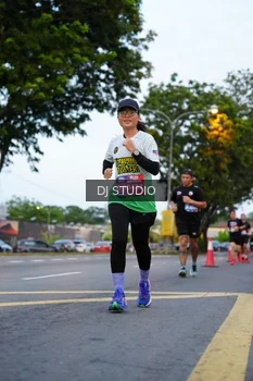 Runner Photo 4195554