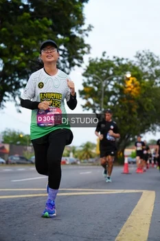 Runner Photo 4195562