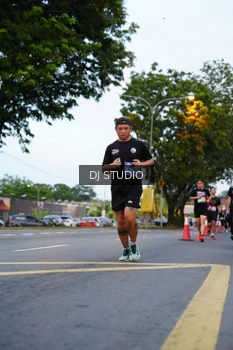 Runner Photo 4195566