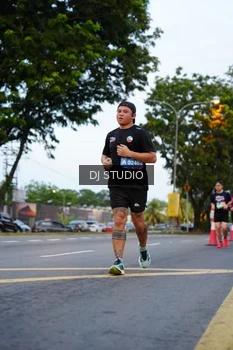 Runner Photo 4195571