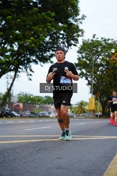 Runner Photo 4195572