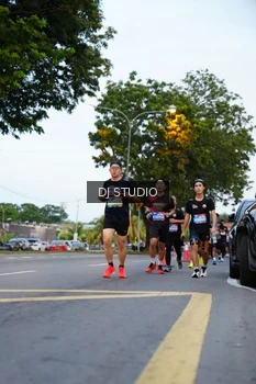 Runner Photo 4195587