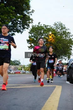 Runner Photo 4195603