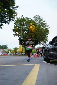Runner Photo 4195616