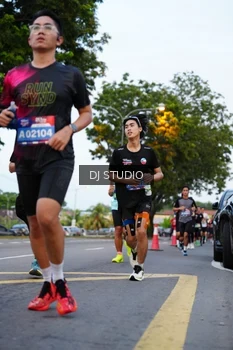 Runner Photo 4195617