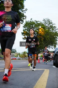 Runner Photo 4195619