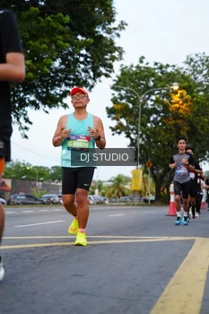 Runner Photo 4195626