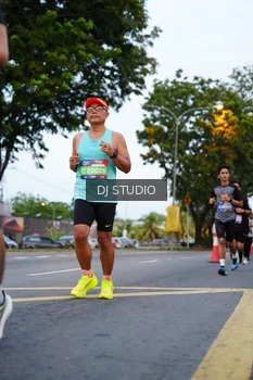 Runner Photo 4195628