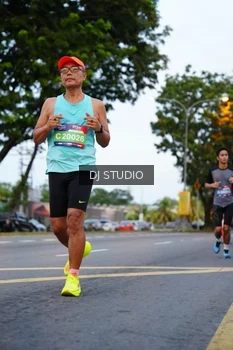 Runner Photo 4195634