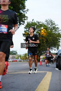 Runner Photo 4195644