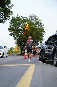 Runner Photo 4195740