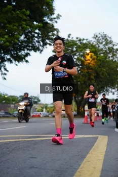 Runner Photo 4195787