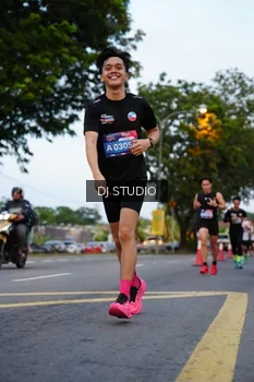 Runner Photo 4195790