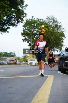 Runner Photo 4195791