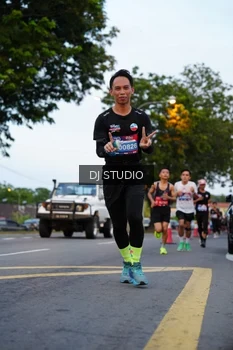 Runner Photo 4195822