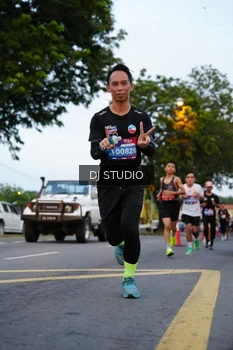Runner Photo 4195825