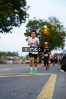 Runner Photo 4195839