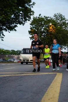 Runner Photo 4195932
