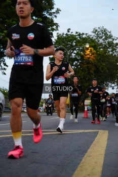 Runner Photo 4195970