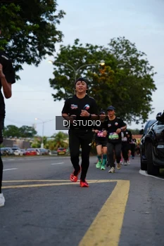 Runner Photo 4195988