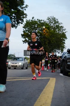Runner Photo 4195992