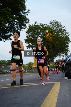 Runner Photo 4196021