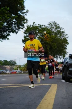 Runner Photo 4196082