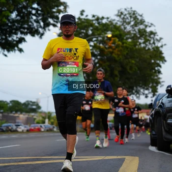 Runner Photo 4196085