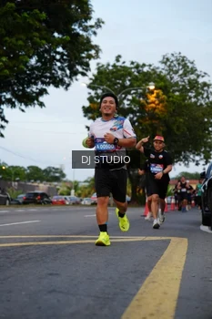 Runner Photo 4196161