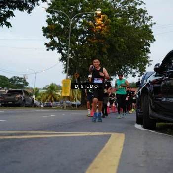 Runner Photo 4196200