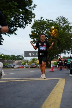 Runner Photo 4196202